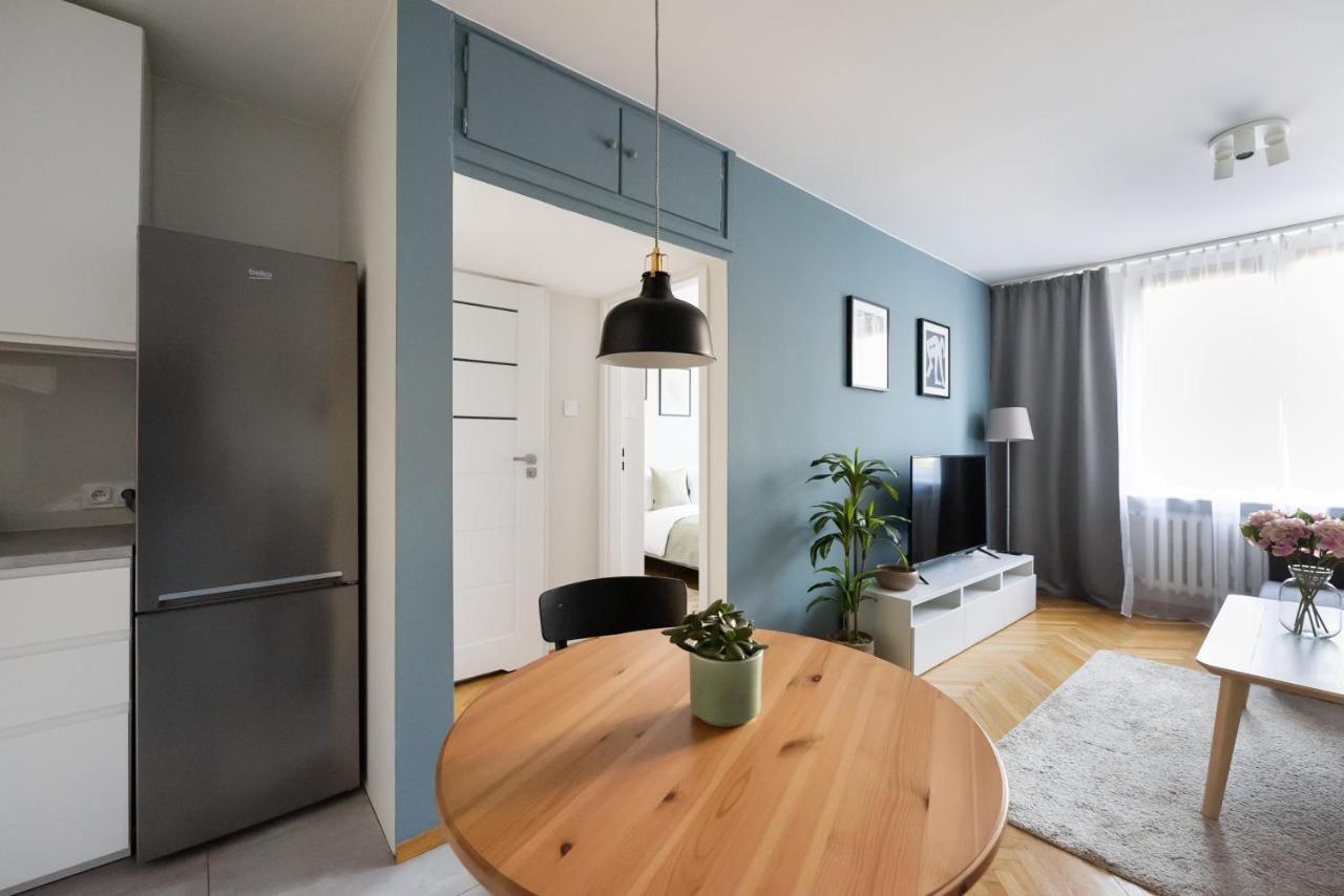 Nowogrodzka Grey Apartment ワルシャワ エクステリア 写真